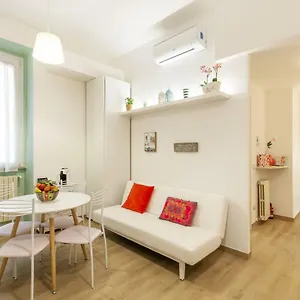 La Romantica Al Colosseo Apartment Rome